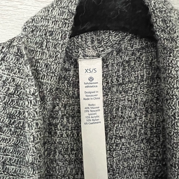 Lululemon Breeze Easy Wrap - Picture 8 of 9